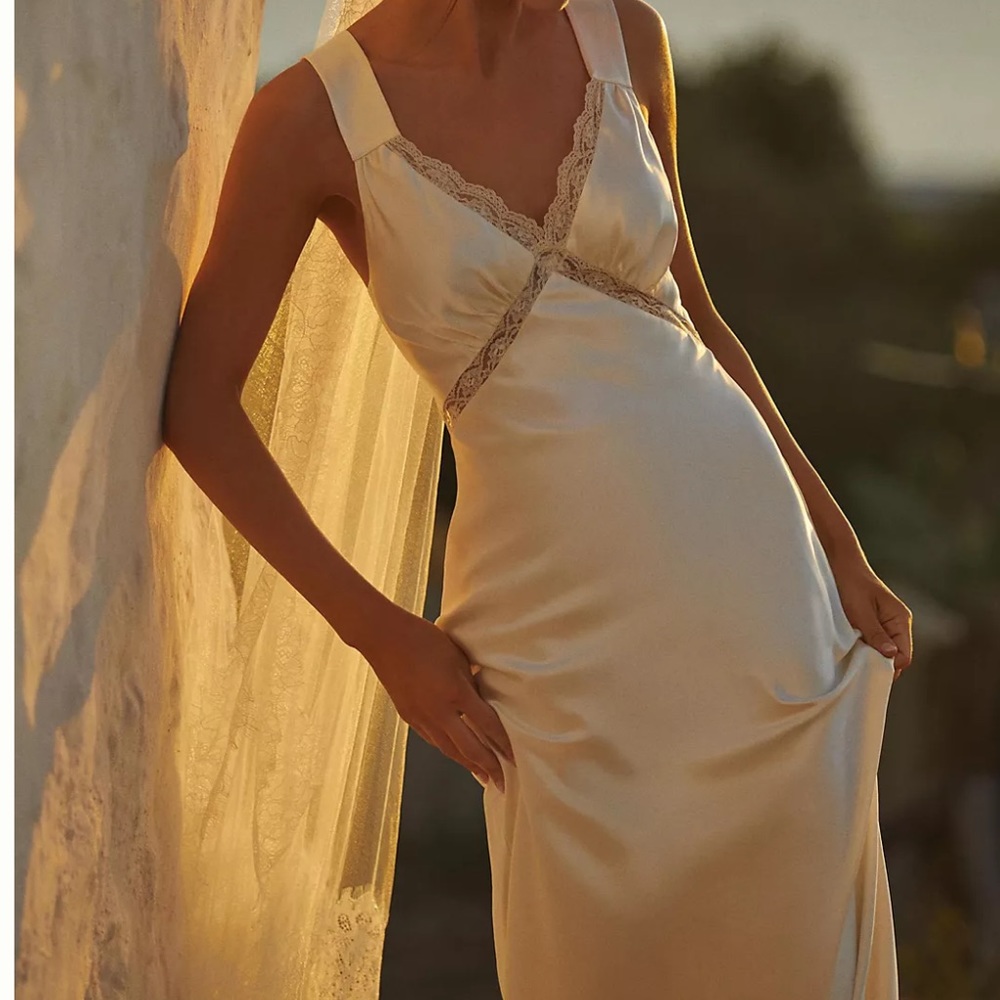 NWT Reformation Chania Silk Dress in Ivory size XS